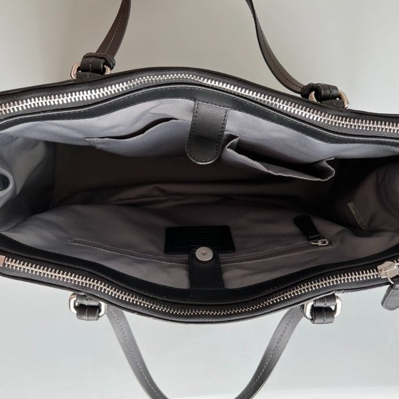 Coach peyton leather jordan double zip carryall/ Tote, Black - Picture 8 of 16